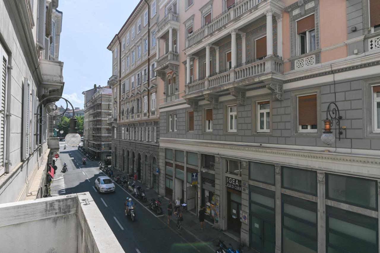 Adria Luxury Residence - Centro Triest Zewnętrze zdjęcie